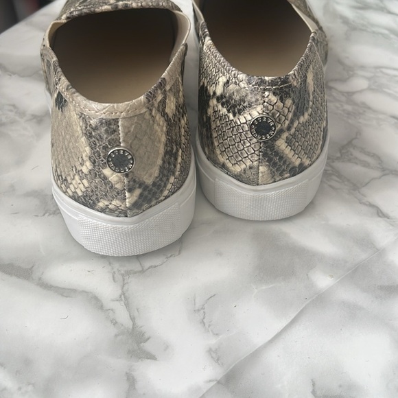 Steve Madden Symba Slip on sneakers-size  8 - Picture 8 of 9